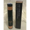 „Shu Uemura Magic Metallic Yazbukey“ lūpų pieštukas, bronzinė spalva, 4,5 ml