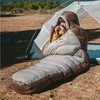 Šlepetės „Snowbird Duck Down 400 M“ CNK2550WS014 – tamsiai rudos spalvos Naturehike