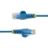 StarTech STARTECH.COM 25 cm mėlynas plonas CAT6 tinklo kabelis 100 W PoE RJ45 LSZH 28 AWG pliko vario patch kabelis - Ethernet