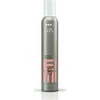 Wella Wella EIMI itin stiprios fiksacijos putos, suteikiančios plaukams apimties, 300 ml