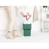 Brabantia „Sorti &amp; Go“ konteineris, 25 l, eglės žalios spalvos