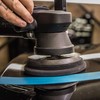 Meguiars DFF5 PRO 5 colių 125 mm minkštas Buff DA (dviejų veiksmų) putplasčio apdorojimo diskas – universalus su lipniu tvirtinimu bet poliruokliui (JAV)