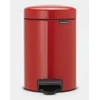 Brabantia „NewIcon“ šiukšliadėžė su pedalu, 3 l, aistros raudonumo