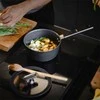 Fiskars Hard Face puodas viena rankena 1,8L su dangčiu