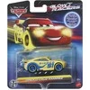 Mattel CARS šviečiantis tamsoje automodeliukas (HPG76)