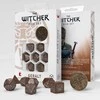 Q Workshop The Witcher kauliukų rinkinys. Geraltas – Roach kompanionas
