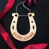 Medinė graviruota pasaga "BOSO LAIMĖ"