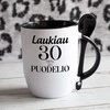 Puodelis su šaukšteliu "Ilgai laukiau šio puodelio" su pasirinktais metais
