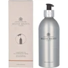 Molton Brown M.Brown Re-Charge Juodas Pepper Bath &amp; Dušo želė, 400 ml