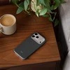 Apple „Beats iPhone 17 Pro Max“ dėklas su „MagSafe“ ir kameros valdymu – granito pilkos spalvos