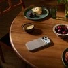 Apple „Beats iPhone 17 Pro Max“ tvirtas dėklas su „MagSafe“ ir kameros valdymu – pilkos spalvos