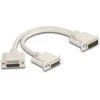 Delock Adapteris Y-Kabelis Splitter D-Sub HD 26 Pin Stecker zu 2 x D-Sub HD 26 Pin Buchse mit Schrauben 30 cm