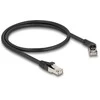 Delock RJ45 Netzwerkkabel Cat.6A S/FTP Stecker 45° nach rechts gewinkelt zu Stecker gerade 0,5 m juodas
