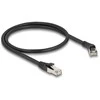 Delock RJ45 Netzwerkkabel Cat.8.1 S/FTP Stecker 45° nach rechts gewinkelt zu Stecker gerade bis 40 Gbps 0,5 m juodas