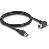 Delock USB 5 Gbps Kabelis USB Typ-A Stecker gerade zu USB Typ-B Stecker mit Schraube 90° nach rechts gewinkelt 1 m juodas