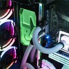 Sharkoon Bracket + stovas REV300 kampinės vaizdo plokštės rinkiniui