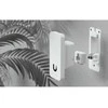 „Ubiquiti UniFi Access“ antros kartos kompaktiškas vidinis/išorinis skaitytuvas organizacijoms su integruotu pasveikinimo garsiakalbiu ir LED blykste.