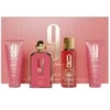 Afnan 9am Pour Femme komplektas parfuminio vandens purškiklis 100 ml + kūno dulksna 150 ml + kūno losjonas 100 ml + dušo želė 100 ml