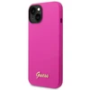 „Guess“ silikoninis vintažinis auksinis logotipo dėklas iPhone 14 / 15 Plus – fuksijos spalvos