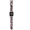 Apyrankė Apple Watch 1 / 2 / 3 / 4 / 5 / 6 / SE / 7 / 8 (38 / 40 / 41 mm) Hello Kitty Strap Silicone Tags Graffiti (HKAWMSDGPTP) rožinės spalvos