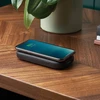 Lexon Powersound indukcinė išorinė baterija 5000 mAh su „Bluetooth“ garsiakalbiu, juodos spalvos LA128N