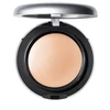 MAC Cosmetics kompaktiškas makiažo pagrindas „Studio Fix“ (Tech Kreminis-to-Powder Foundation) 10 g, NW60