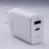 Maxlife MXTC-10-30AC PD QC įkroviklis 1x USB-C 1x USB 30W baltos spalvos