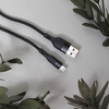 Maxlife MXUC-07 kabelis USB - Lightning 1,0 m 2,4A juodos spalvos nylon