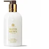 Molton Brown Mesmerising Oudh Accord & Gold Losjonas kūnui kūno losjonas, 300 ml