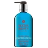 Basil Molton Brown Rok antibakterinis skystas muilas rankoms su ridikėliais ir bazilikais, 300 ml