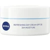 Nivea Essential Refreshing Day Kreminis SPF 30 - Hydrating Day Kreminis.