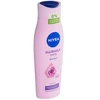„Nivea“ maitinamasis šampūnas su pienu ir šilko baltymais pavargusiems, negyviems plaukams. „Hairmilk Shine“ (Care Šampūnas).