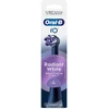 Oral B IO Radiant Baltas dantų šepetėlio keičiamos galvutės su balinančiomis skaidulomis, juodos, 4 vnt.