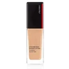 „Shiseido Synchro Skin Radiant Lifting“ skystas makiažo pagrindas, 310 Silk SPF 30, 30 ml