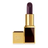 „Tom Ford Lips &amp; Girls“ švelnūs matiniai kreminiai lūpų dažai „07 Sterling“, 2 g.