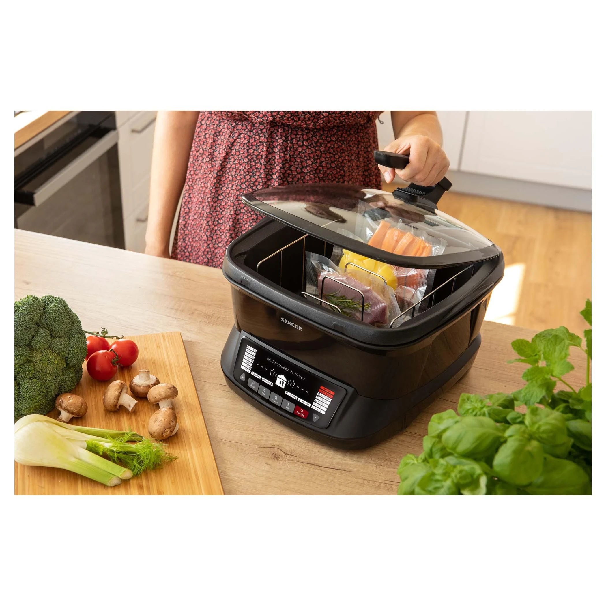 Sencor daugiafunkcinis puodas- gruzdintuvė 4,8l,1800W SFR9300BK
