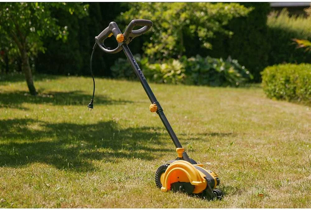 Pjoviklis velėnos TEXAS EC1400 + šepetys