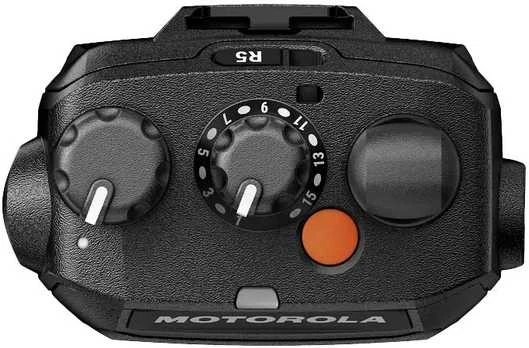 MOTOROLA R5 UHF Profesionali radijo stotelė (NKP)