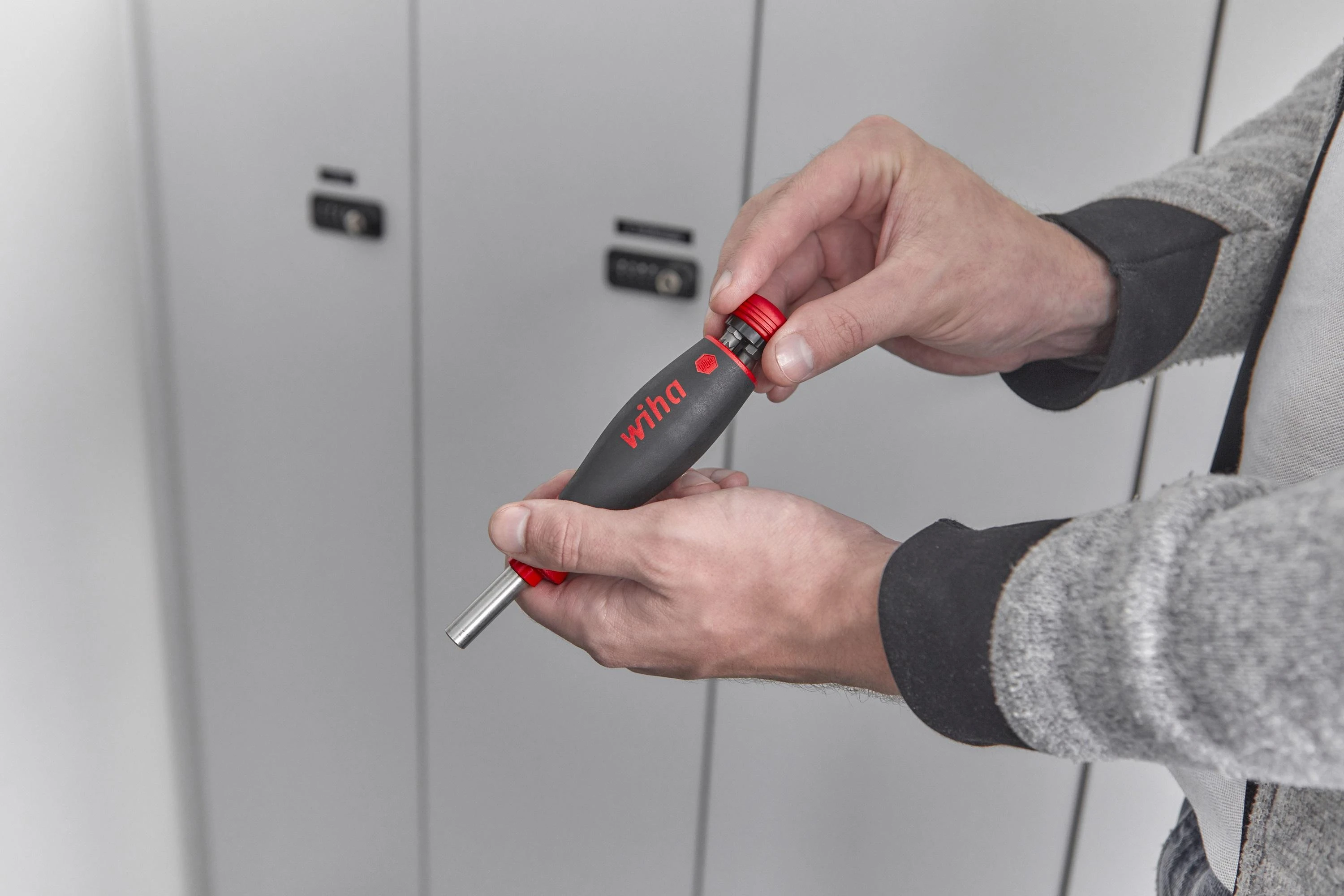 Atsuktuvas su antgaliais (8 vnt.) WIHA PocketMax® magnetinis