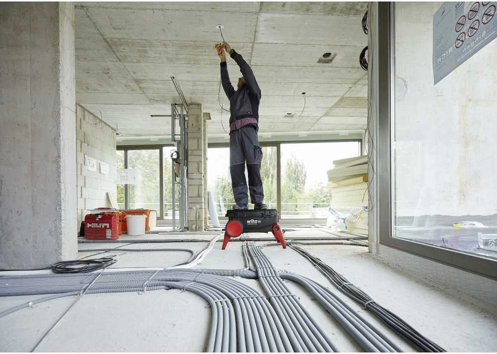 Įrankių rinkinys WIHA XXL 4 electric su lagaminu (80 vnt.)