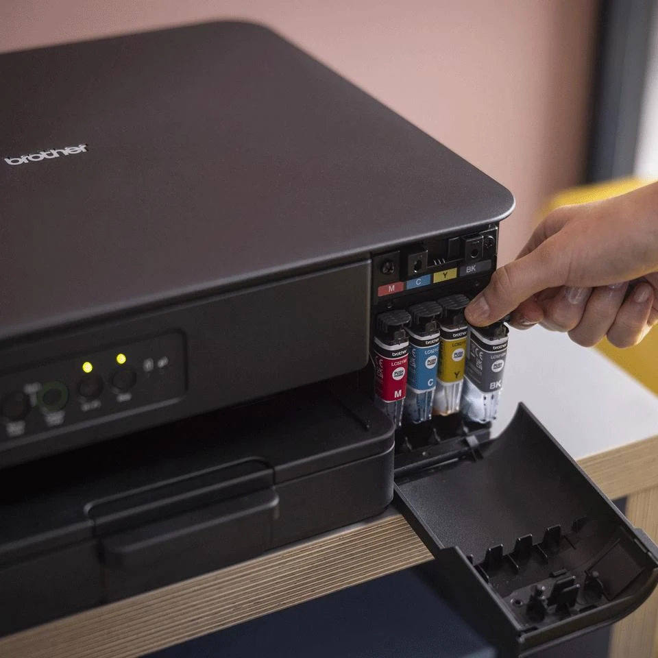 Spausdintuvas Brother | daugiafunkcis įrenginys | DCP-J1260W | Inkjet | Spalvotas | 3-in-1 | A4 | Wi-Fi | Juodas