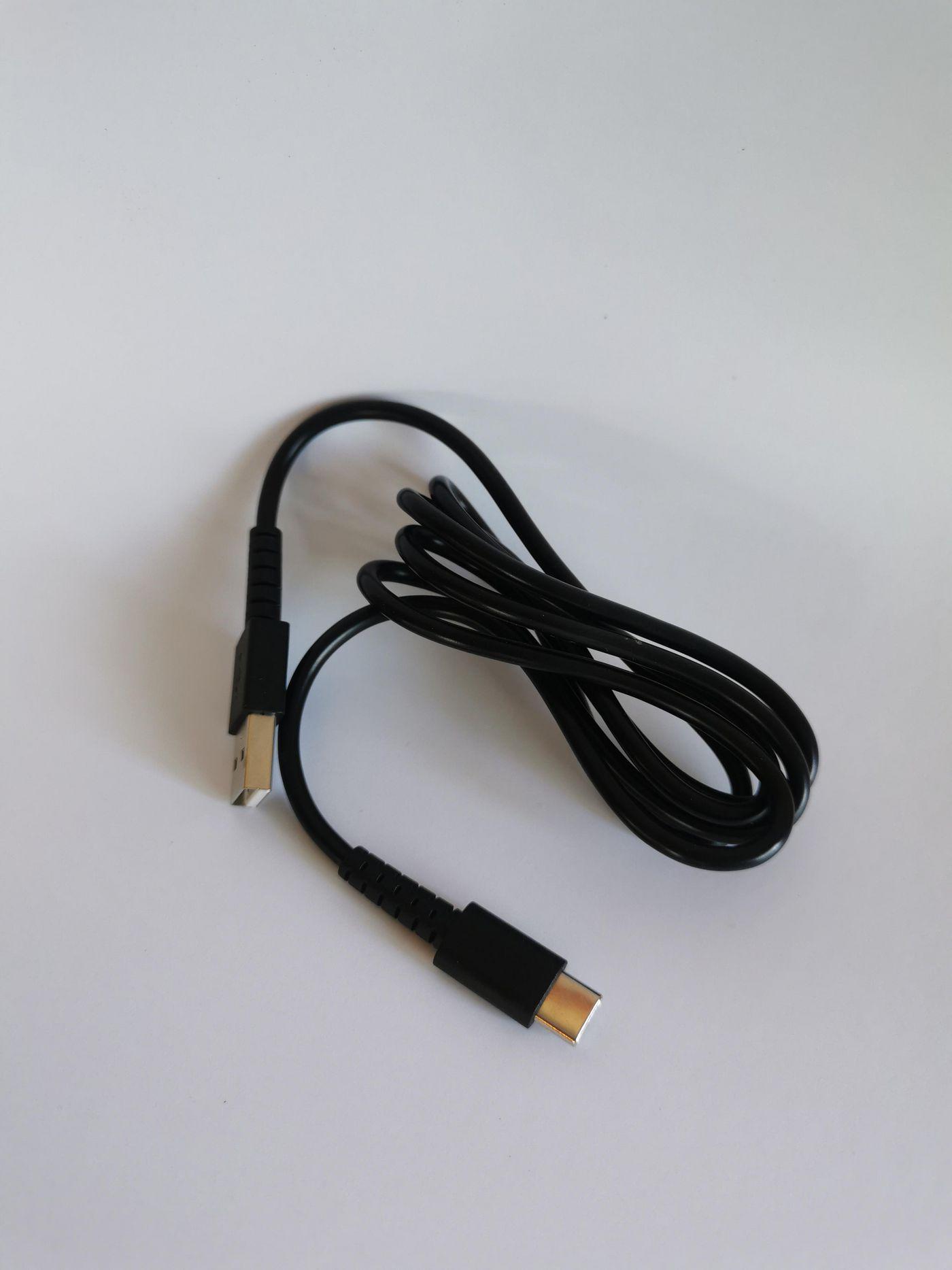 USB kabelis CMATE USB-A - USB-C 1 m Juodas (USB-C į USB-A įkrovimas ir sinchronizavimas)