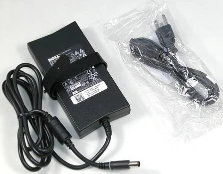 „Dell“ nešiojamojo kompiuterio kintamosios srovės adapteris 130 W 5 mm 6,7 A 19,5 V (JU012)