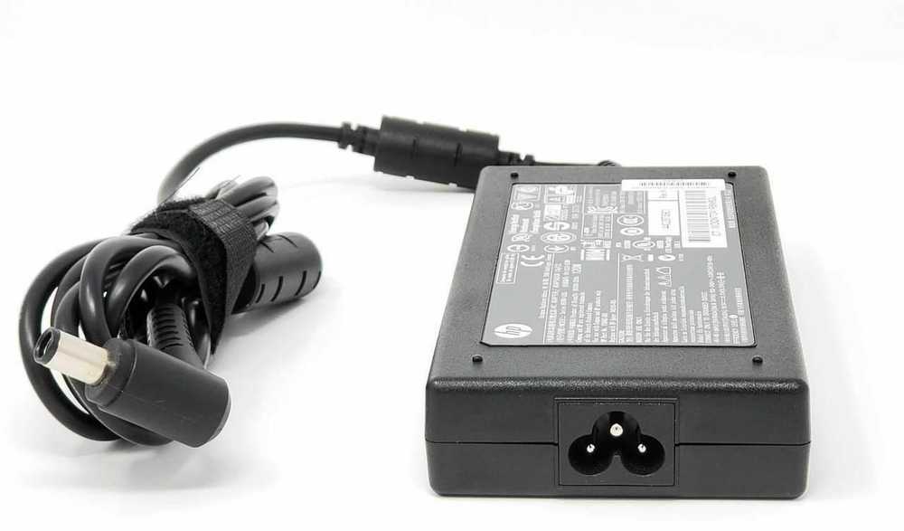 Hewlett Packard (HP) Nešiojamojo kompiuterio maitinimo adapteris HP 120 W, (120W AC ADPTR PFC SMART 7.4mm)