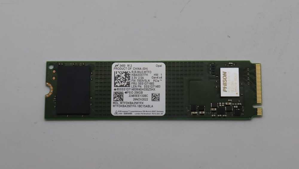 Lenovo 256 GB M.2 NVMe SSD su PCIe 4x4 sąsaja