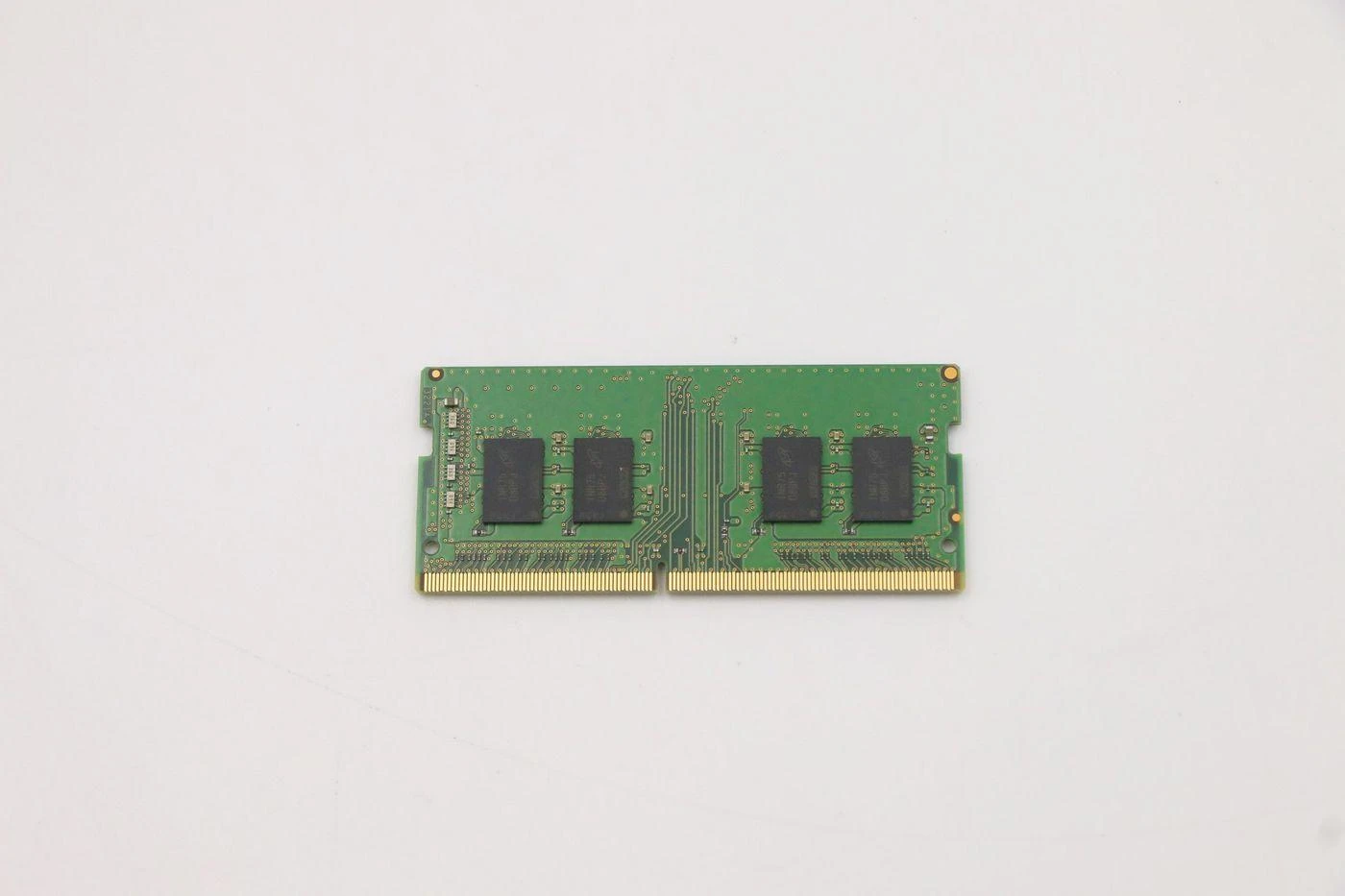 Lenovo DDR4 SO-DIMM atminties modulis iš viršaus
