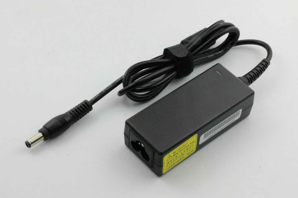 Asus Nešiojamojo kompiuterio maitinimo adapteris MicroBattery 40 W, 2.5 mm, 2.1 A, (MBA1300)