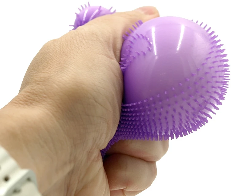 Antistresinis minkomas žaislas NeeDoh Fuzz Ball, 6 cm - Rožinė