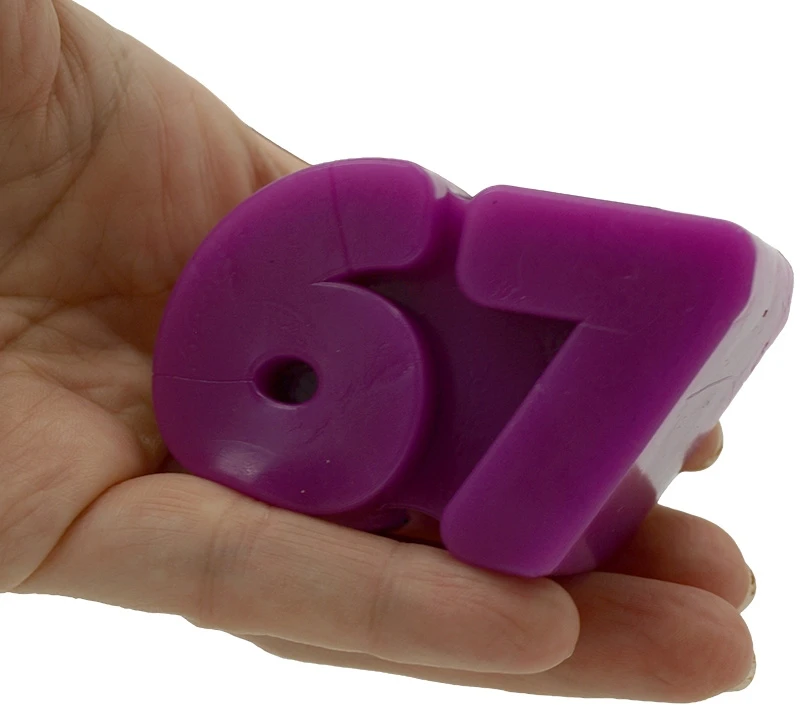 Antistresinis minkomas žaislas NeeDoh „Six Seven“ (67), 7x4 cm - Violetinė