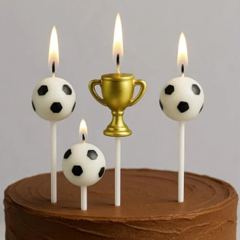 Futbolo tematikos torto žvakučių rinkinys, 13,5 cm